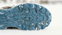 Kĺzavé podrážky: čo robiť – životný trik pre akúkoľvek obuv